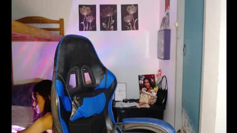 moon online show from July 28, 11:17 am