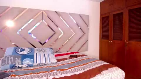 RAVEN FOXTER online show from December 13, 7:42 pm