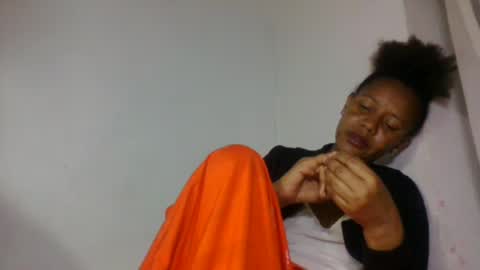 razanastine online show from November 23, 9:50 pm