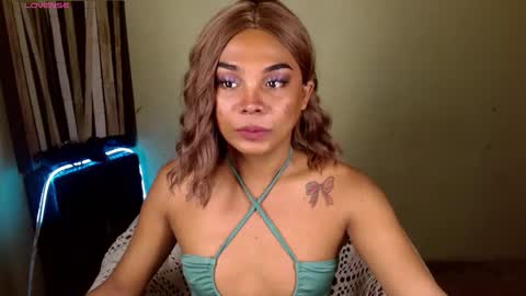 rhianasollway69 online show from December 14, 4:40 am