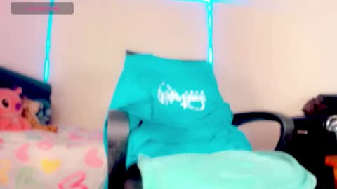 Rianna Garcia online show from February 6, 7:03 am