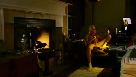 PINK HOLE TWINK online show from February 17, 4:09 am