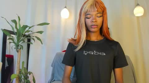 Snapshot of rosaly_rodman chatting on October 15, 1:55 pm rosaly_rodman online show from October 15, 1:55 pm