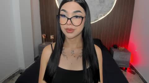 Rose online show from April 1, 1:41 pm