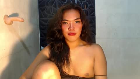 royaltymarcela6969 online show from October 19, 6:00 pm