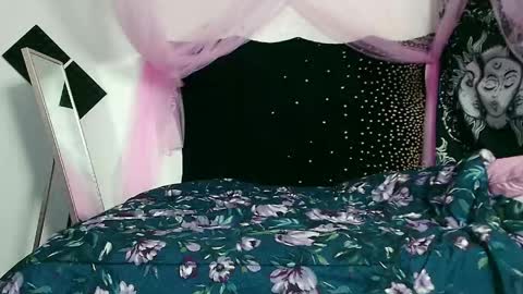 Ruby Wren online show from June 2, 2:24 am