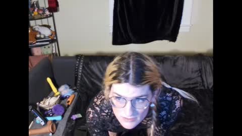 Ryn Michele online show from December 26, 10:20 pm