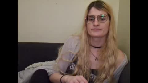 Ryn Michele online show from January 3, 1:27 am