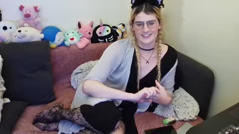 Ryn Michele online show from January 12, 11:15 pm