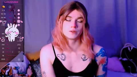  Alice  online show from December 14, 6:08 am