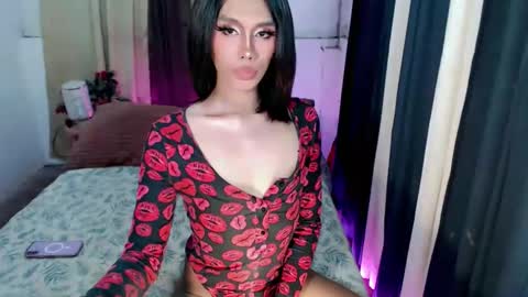 cathllea online show from May 27, 9:01 pm