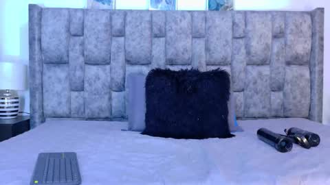 samirths_boy_ online show from February 3, 6:57 pm