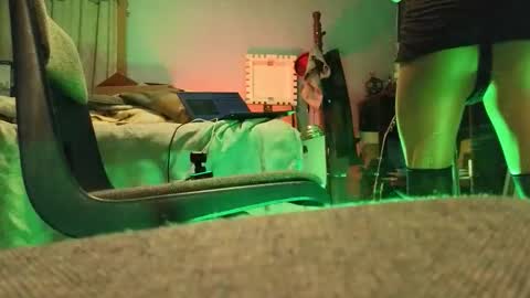 Sandra online show from April 18, 10:28 am