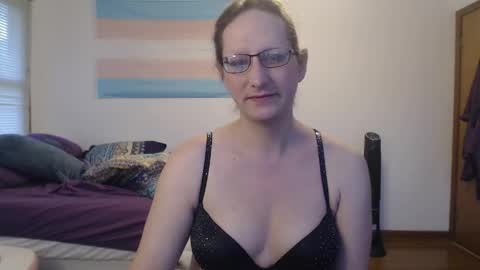Savanah online show from June 3, 10:16 am