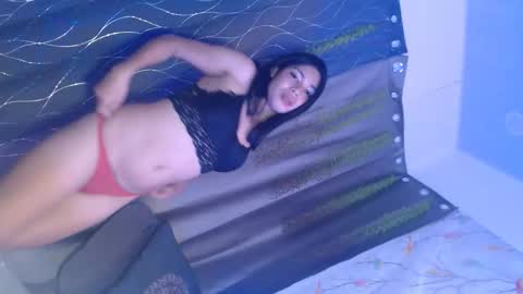 scarlet_111 online show from January 16, 11:56 pm