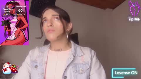 scarlet online show from December 17, 9:09 pm