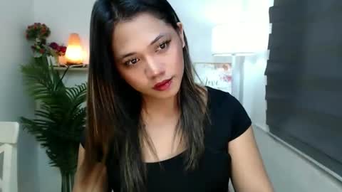    online show from October 5, 10:49 am