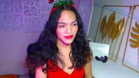 Bella online show from December 17, 4:23 pm