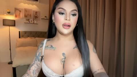 tan online show from May 24, 12:29 am