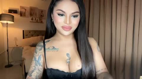 tan online show from June 11, 4:16 pm