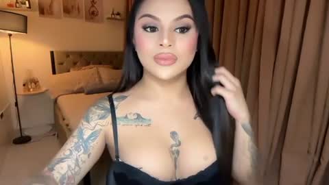 tan online show from July 3, 12:22 pm