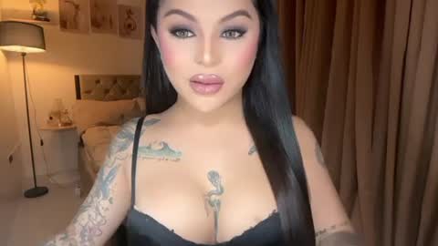 tan online show from July 26, 10:28 pm