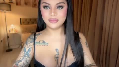 tan online show from July 28, 12:48 pm