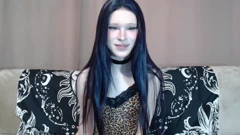 Nextdoor Princess online show from May 17, 5:18 am