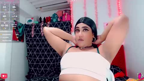 sexy_brunette2590 online show from March 26, 4:16 am