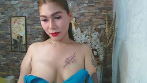 izzy hot28 online show from January 23, 10:32 am