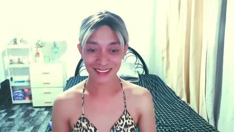 sexy_yllona online show from June 7, 1:08 pm