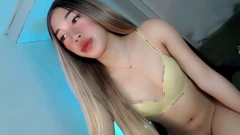 sexyhorny_jess online show from October 8, 6:26 am