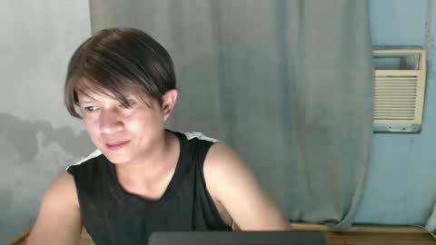 Snapshot of sexyseductionxx chatting on January 12, 1:37 pm carl online show from January 12, 1:37 pm