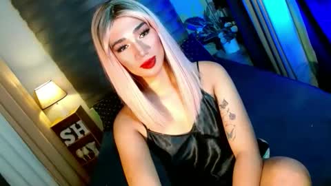 MISS SHANE online show from November 27, 8:32 pm