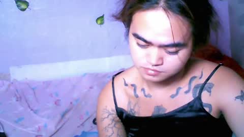 Shimilove online show from July 28, 2:24 pm