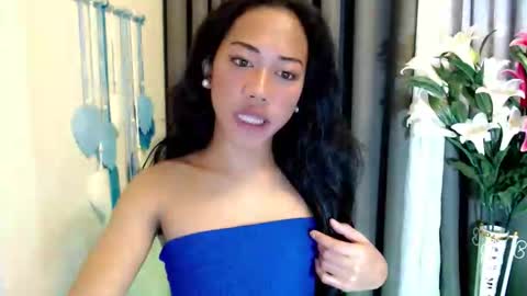 shira_cutttiebigcock online show from April 4, 12:52 am