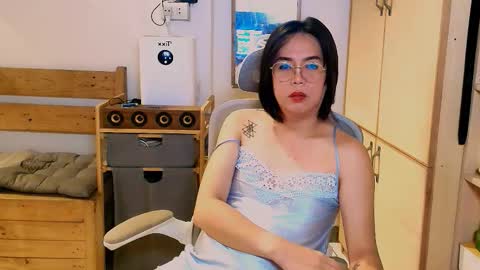 Mori online show from October 31, 11:35 pm