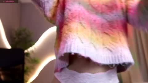 simone_sky online show from January 5, 9:07 pm