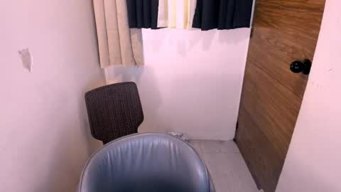 sissycumdumpster_goldey online show from May 11, 2:45 pm