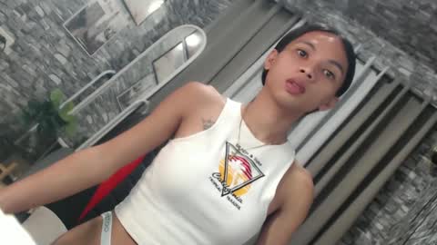 CHIE CHIE online show from March 1, 11:37 pm