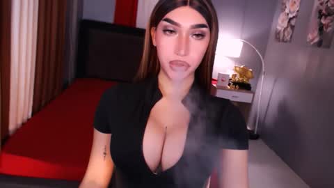 smasherqueen online show from April 13, 11:25 am