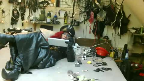 smokeslut365 online show from February 4, 6:51 am