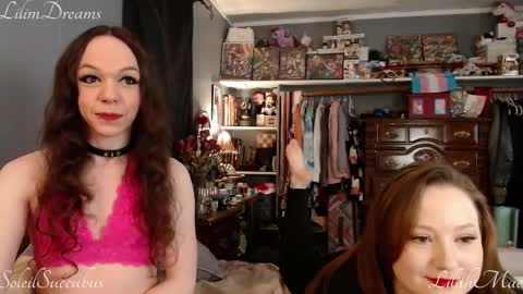Snapshot of soleilsuccubus chatting on March 5, 3:25 am Soleil online show from March 5, 3:25 am