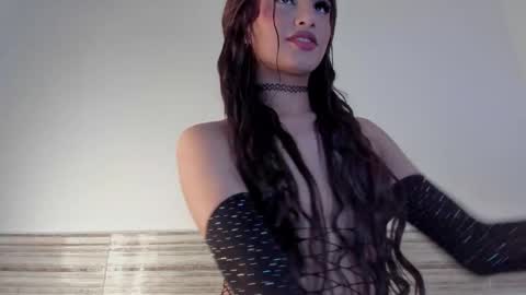 Sophia online show from November 21, 5:30 am