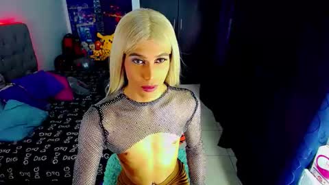 sophie_vall online show from November 8, 7:03 pm