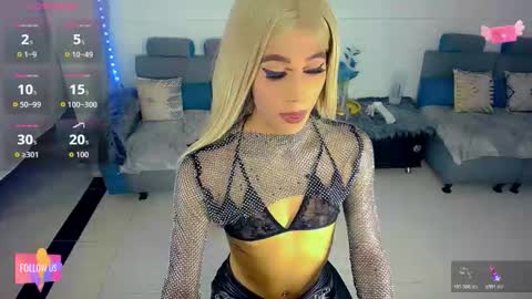 sophie_vall online show from March 22, 1:43 am