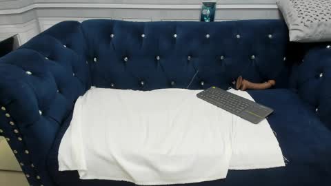 SOPHIE online show from April 6, 4:46 am