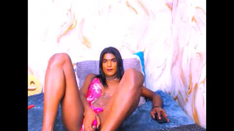 spicybarbie4u online show from March 28, 9:17 pm