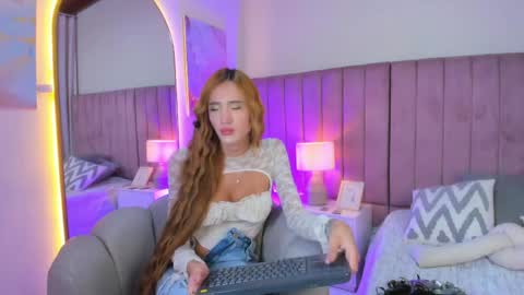 STEFANY online show from April 14, 8:47 pm