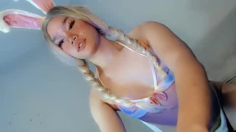 lexie online show from March 8, 1:19 am